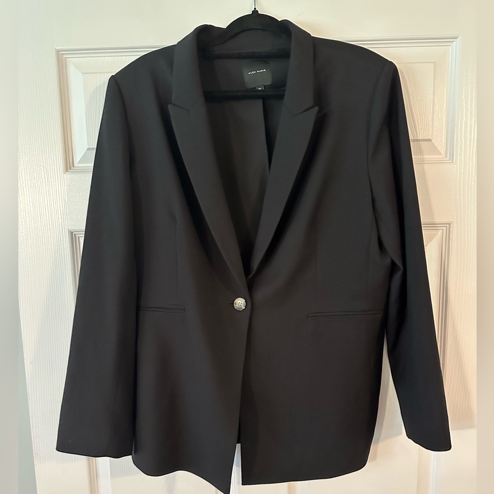 Alex Marie Black Blazer